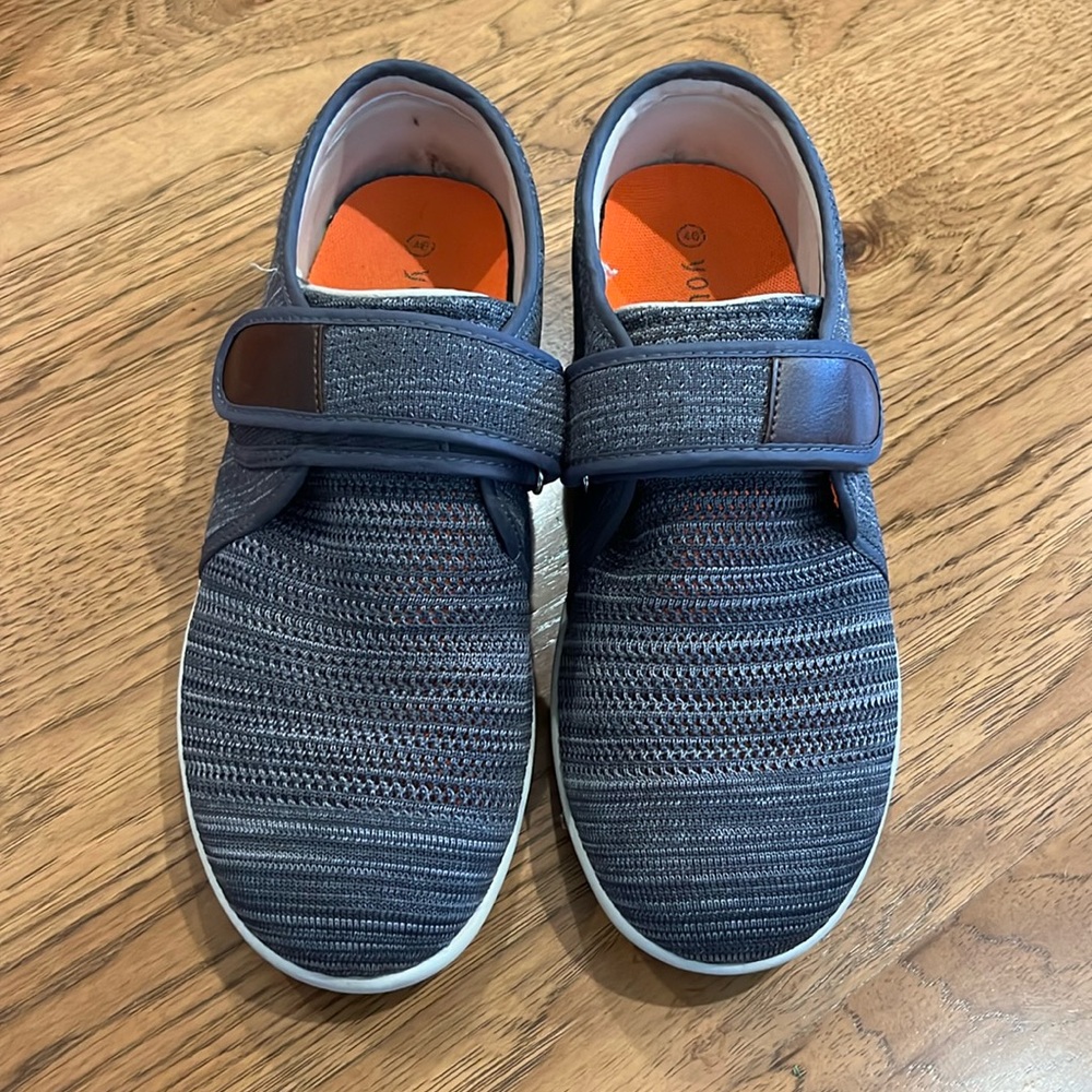 youyun Men’s Lightweight Air Cushion Sneakers